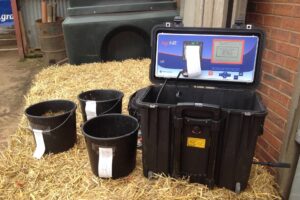 black box and buckets for NIR